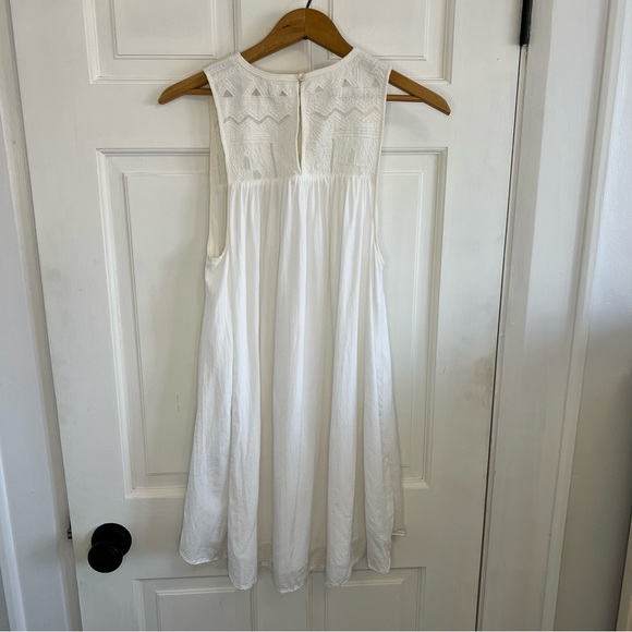 Aritzia Wilfred White Allier Embroidered Shift Dress - Picture 5 of 14
